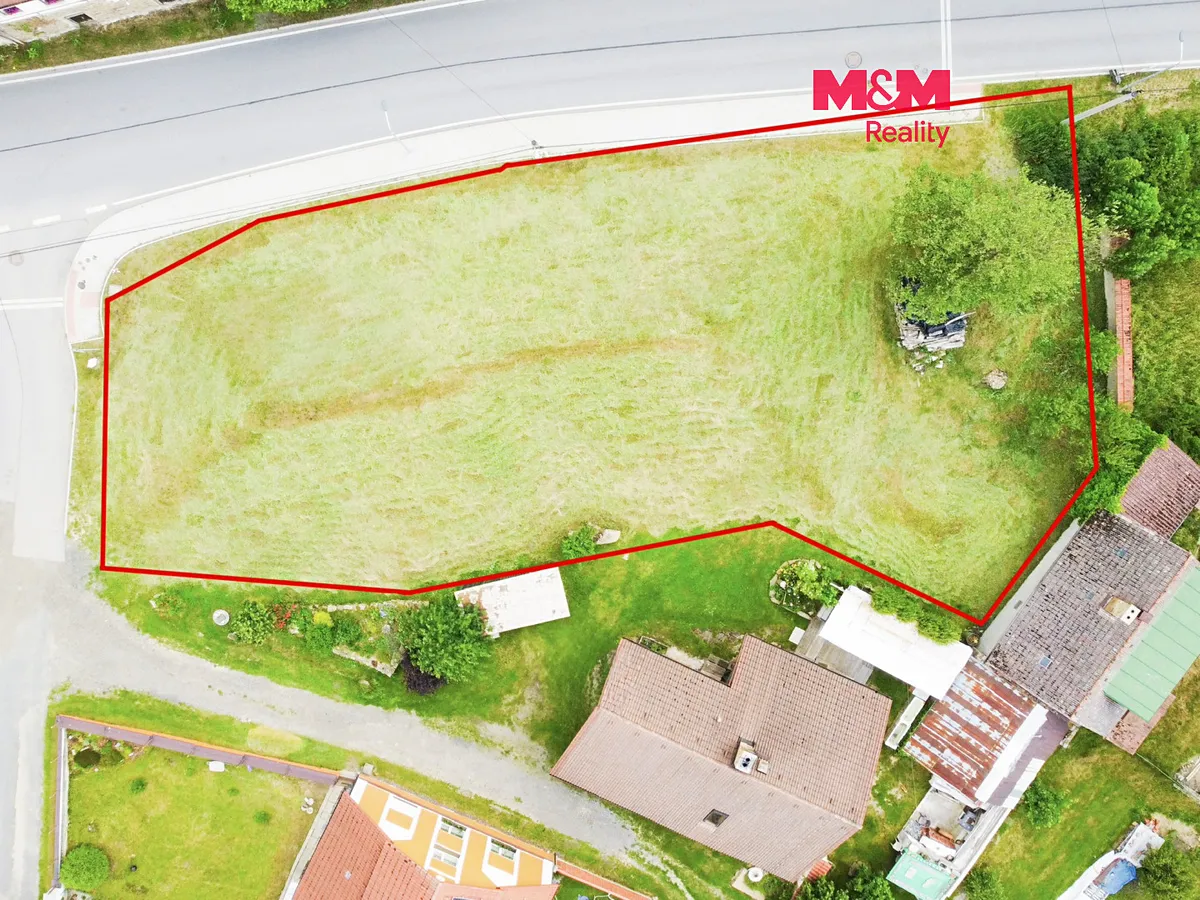 Prodej stavebního pozemku 1315 m²